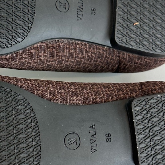 Vivaia Margot Square Toe Brown Chain Ballet Flats - Picture 5 of 7